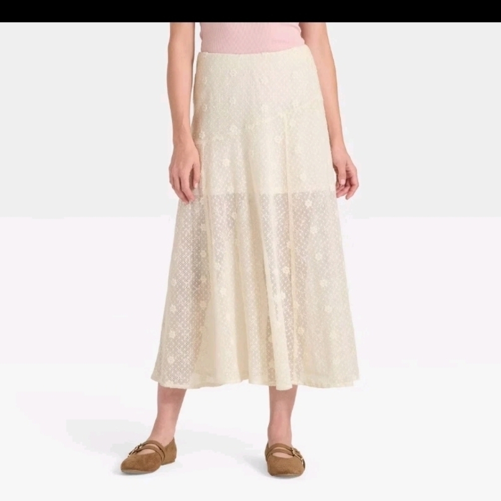 Universal Thread Women's Lace Maxi A-Line Skirt Cream